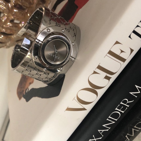 Gucci watch